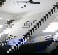 Hotel Gosford - Click Find