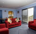Anchorage 7 Beautifully Renovated Close to Rockpool - Click Find