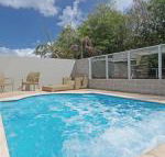 516 Pacific Blue 265 Sandy Point Road with private plunge pool air conditioning  WIFI - DBD