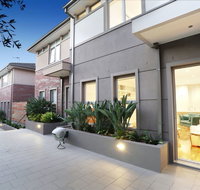 Kew Luxurious Townhouse - Lawyer Find