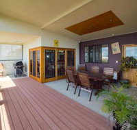 Blue Water Retreat Upstairs - Click Find