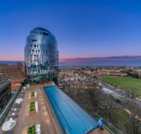 Sumptuous Incredible Cozy 2 Bed Near Cbd - Click Find
