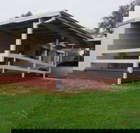 Deniliquin Pioneer Tourist Park - Click Find