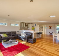 Seaview Apartment - Lawyer Find