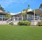 Akarana Beach House  Jervis Bay Rentals - Click Find