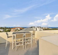 Sunshine Beach Self Contained Unit Beach Views Unit 2 Elouera 44 Elanda Street - Click Find