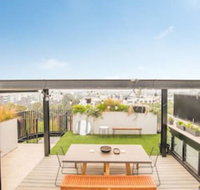 Inner City Penthouse With Private Rooftop - Click Find