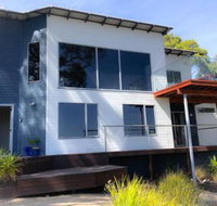 BAY of FIRES BEACH SHACK ocean views from a modern Beachhouse - Lawyer Find