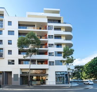 Meriton Serviced Apartments Danks Street - Click Find