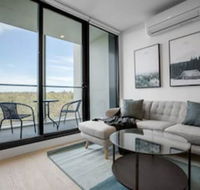 Elegant Apartment At Parkville - Bet 4u