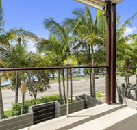 North Facing River Front Stunning Apartment Unit 2 9 Hilton Esplanade - Click Find