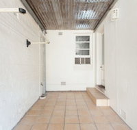 Charming Centrally Located 2 Bedroom Accommodation - Click Find
