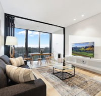 Luxurious Walking to Central Amazing Location - Click Find