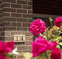 Rose Cottage Charming Double Brick Near Cook Park  CBD - Click Find