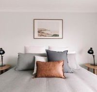 Comfy  Cosy Close to Hospital Cadia  Early Riser Caf - Click Find