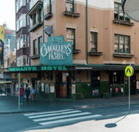 O'Malley's Hotel - Click Find