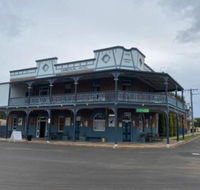 Commercial Hotel Curlewis - Click Find