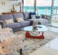 ZEN by THE WATER Darwins Premier Family Retreat - Click Find