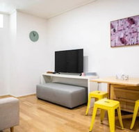 Cozy 3 Bedroom Apartment in The Heart of Melbourne CBD - Click Find