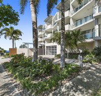 Sunshine Beach Penthouse With Beach Views Unit 9 / 21 Park Crescent Sunshine Beach - Click Find