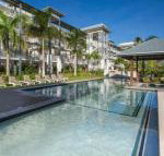 Boathouse Port of Airlie - Click Find
