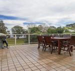 Castaways 36 Cromarty Road Beachfront house - DBD