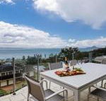 Maison de la mer 30 Mulubinda Parade  luxurious linen aircon  panoramic views - Click Find