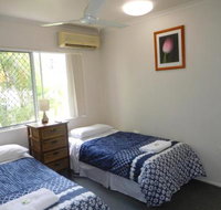 Holiday Apartment on the Esplanade - Click Find