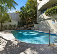 Stunning top Floor Sunshine Beach Getaway Unit 7 Vista Pacific 12 Bryan Street - Click Find