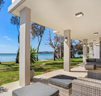 Paradise Beach House Waterfront with Heated Pool - Click Find