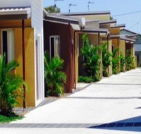 2 BDR Sea Side Guesthouse - Click Find