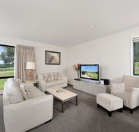 Flagship Villa 111 Horizons Golf Club - Click Find