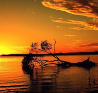 WaterviewsPool Wifi its all here  Welsby Pde Bongaree - Click Find