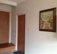 Burwood Lodge - Click Find