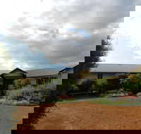 Shambhala Guesthouse - Click Find