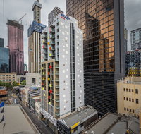 Brady Hotel Central Melbourne - Click Find