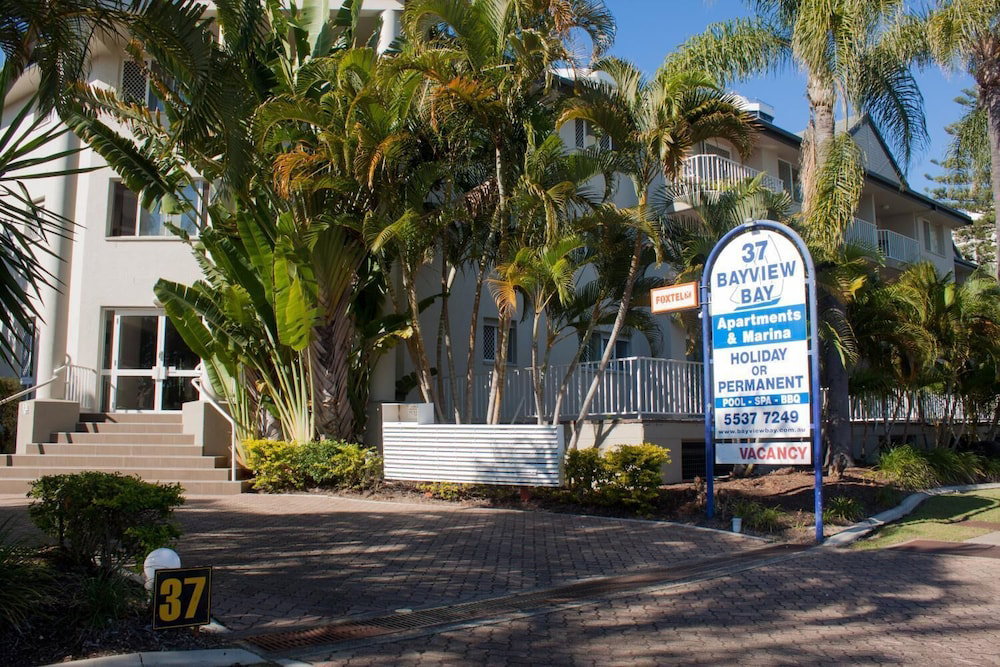 Runaway Bay QLD Click Find