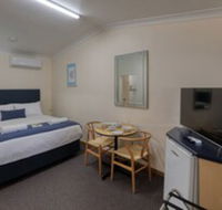 Border Motel - Click Find