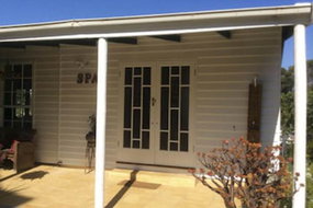Book Koroit Accommodation Vacations Bridge Guide Bridge Guide