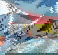 Central Studio Accommodation - Click Find