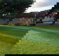 Esperance Beachfront Resort - Click Find