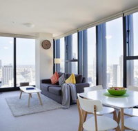 Heart Location 2Br with Free Parking Views - Click Find