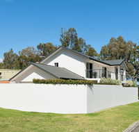 Waterfront Serenity - Click Find