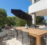 1 Peninsula Waters 2 4 Soldiers Point Road Aircon pool  massive outdoor area - DBD