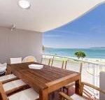 12 Florentine 11 Columbia Close  WIFI Aircon spectacular views