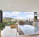 8 Carrington 15 Government Road spacious unit with air conditioning  lift