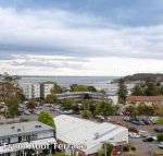 1 Seaview 9 Church Street huge air conditioned unit with lift  WIFI