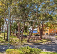 4 Magnus Gardens 7 Magnus St. beautiful air conditioned unit with filtered water views WIFI