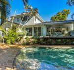 The Perfect Pet Friendly Escape Sunshine Beach - Click Find