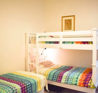 Cosy Erko 2 Bedroom Home on Edge of Sydney City Centre - Click Find
